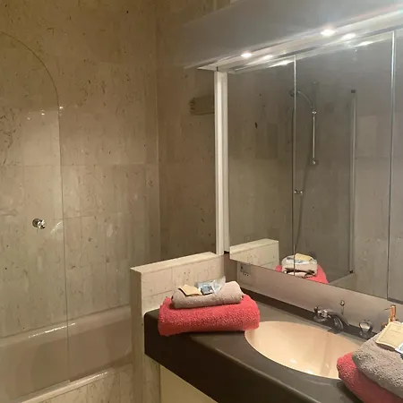 Deluxe Studio Residence Gray D'Albion Kir1271 *