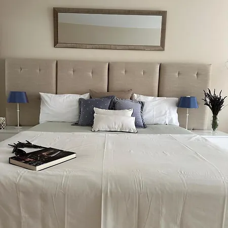 Deluxe Studio Residence Gray D'Albion Kir1271 Apartment